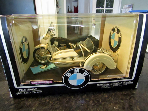 Weißer bmw r60 motorrad - bmw, +