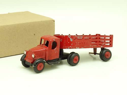 Tootsietoy mack cab - sb,